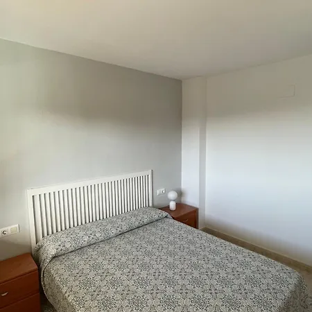 Peaceful With Sea View And Parking In Cap *