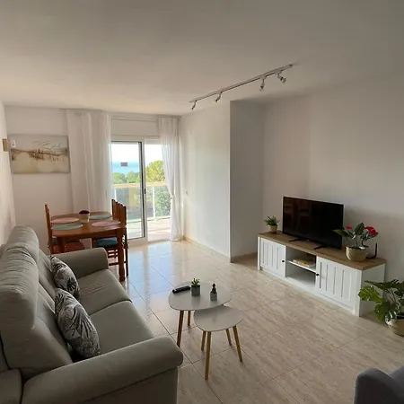 Apartment Peaceful With Sea View And Parking In Cap Salou